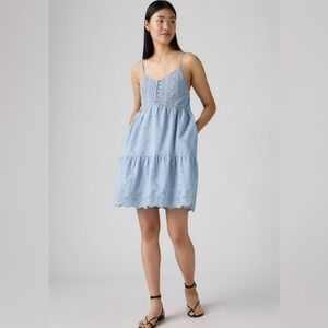 New Levis women's sleeveless eyelet Cora summer dress size XL 100% cotton blue